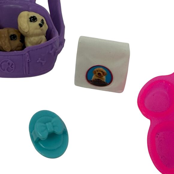 Barbie Newborn Pups Playset 14 Piece Accessories Set BARBIE DOLL NOT INCLUDED - Picture 6 of 16
